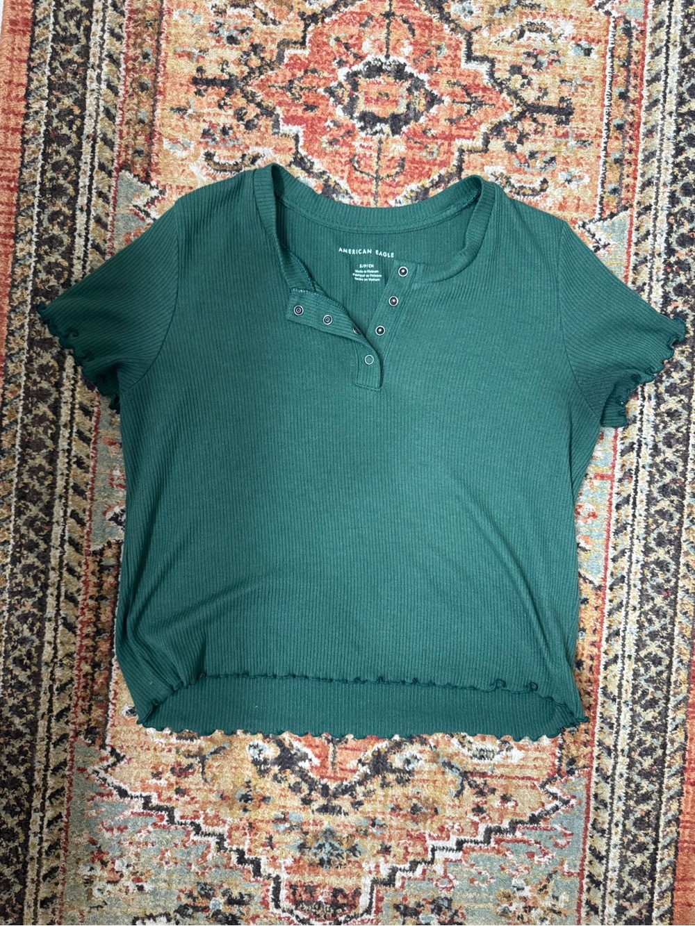 American Eagle Outfitters Dark Green Ribbed Snap Henley Crop Top